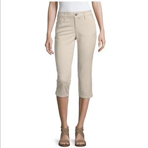 Liz Claiborne Capris